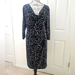 Anne Klein Black, White Grey  V-Neck Ruched Wrap Dress